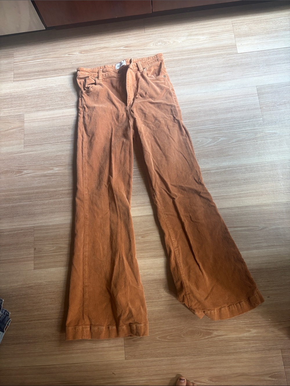 Rolla High-Rise Eastcoast Flare Corduroy